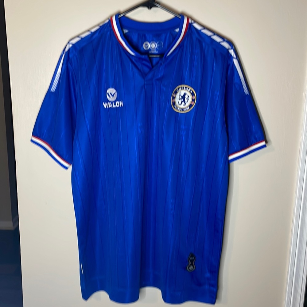 Chelsea Futbol Club Walon jersey size Large